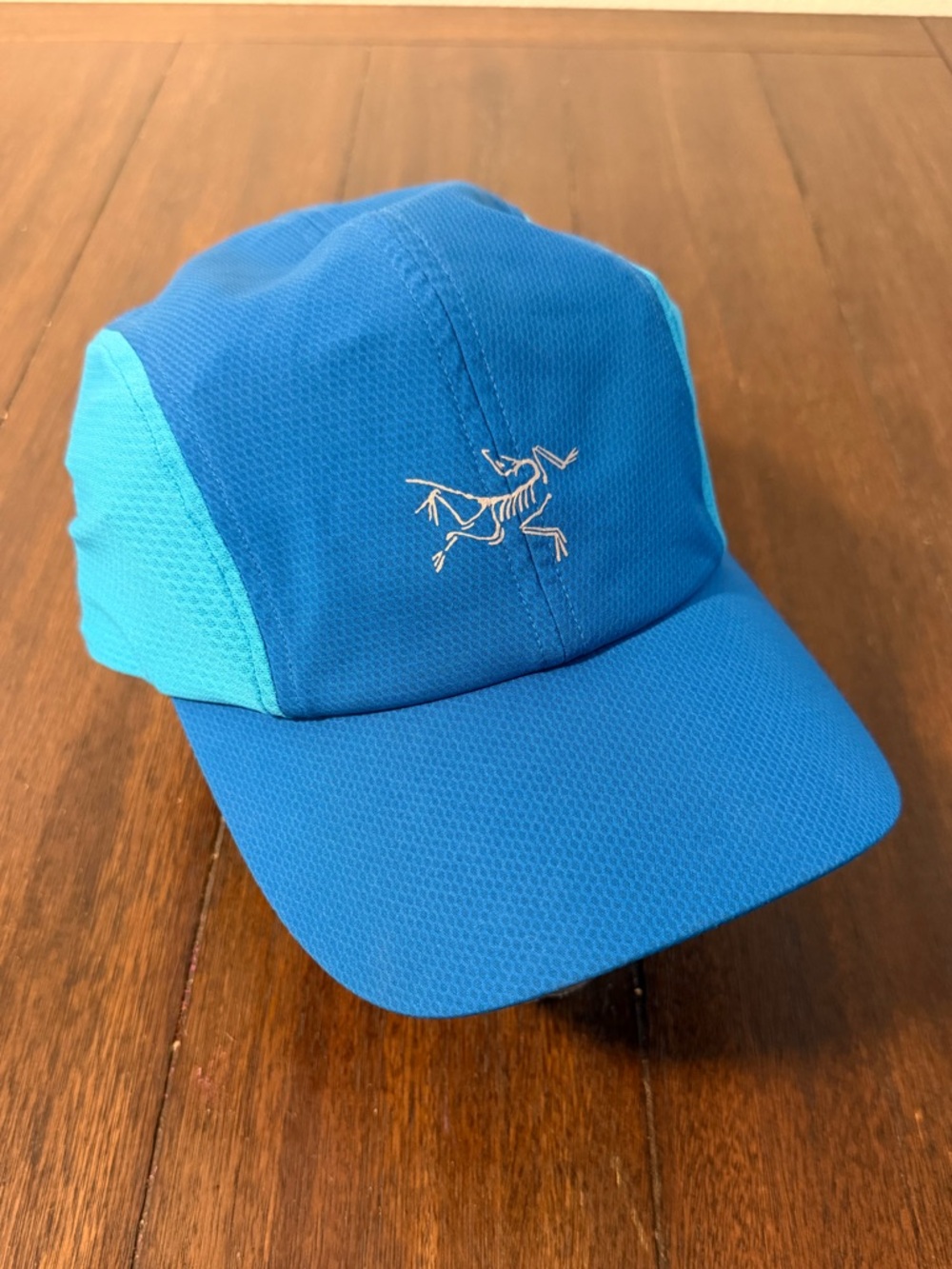 Arcteryx Accelero Hat Cap Size One Size Color Borneo Blue 2014 Model
